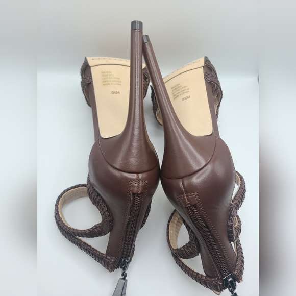 BCBG Maxazria Women's Tassle Strappy Open Toe Heel Shoe Size 5.5 - Picture 5 of 14